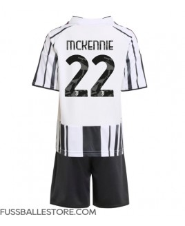 Günstige Juventus Weston McKennie #22 Heimtrikotsatz Kinder 2025-26 Kurzarm (+ Kurze Hosen)